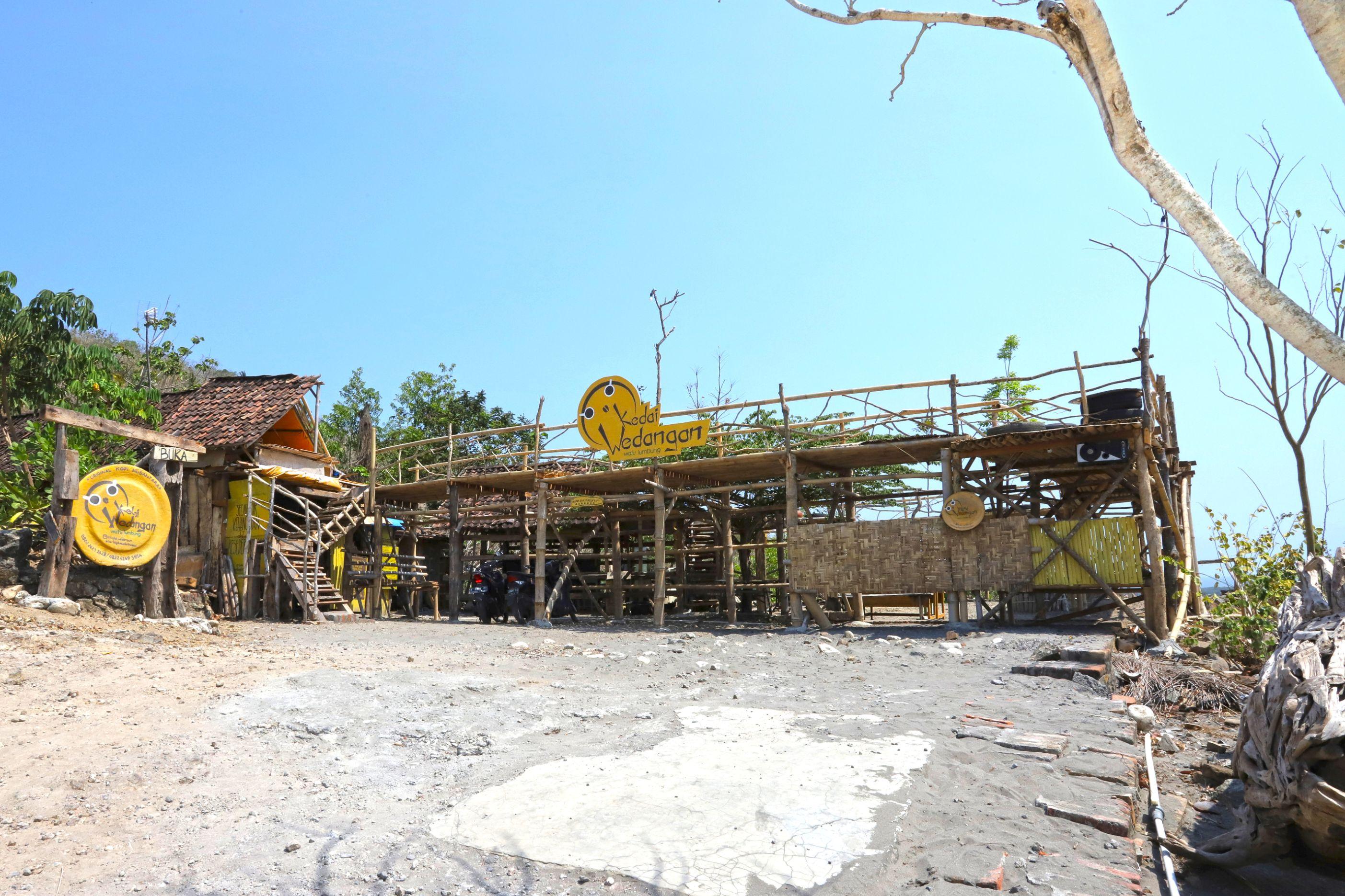Newalaskuliner & Homestaywatulumbung Kretek المظهر الخارجي الصورة