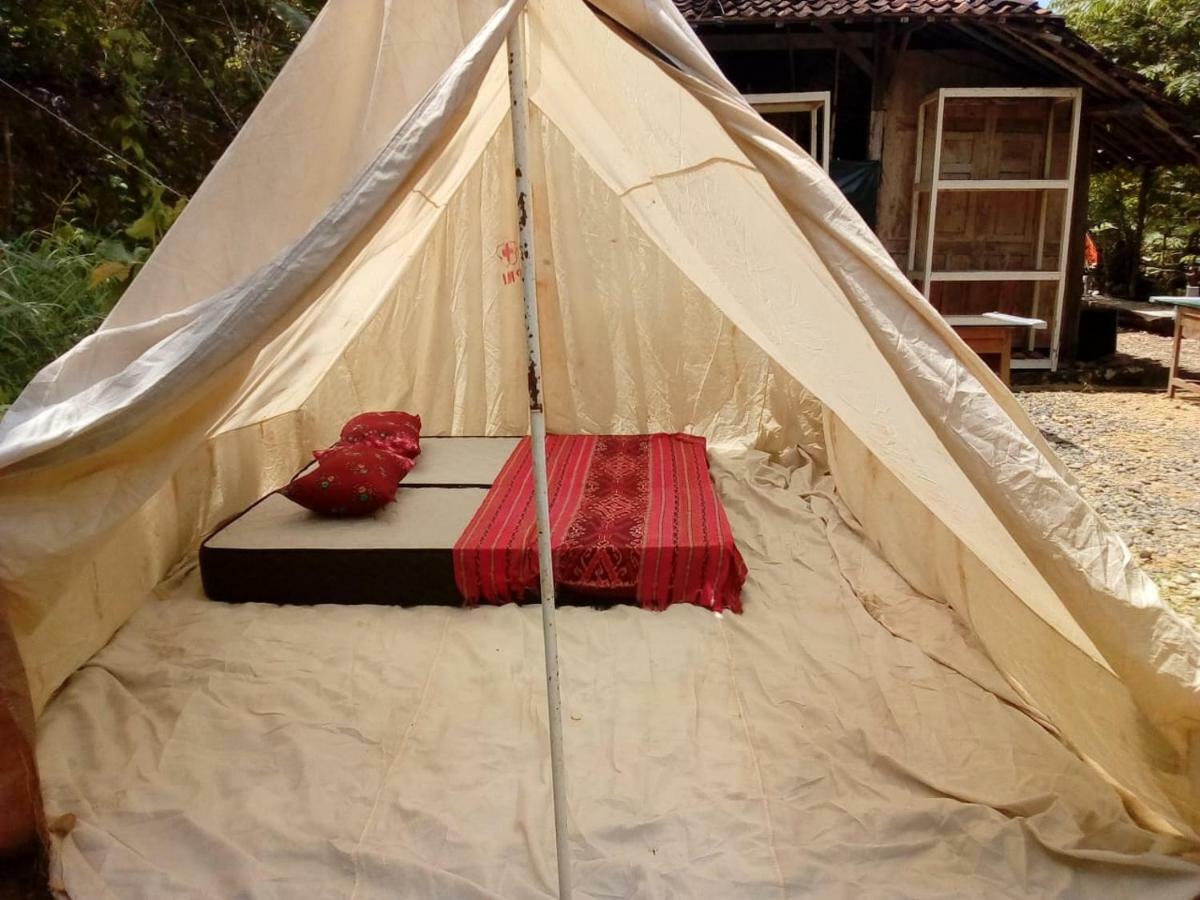 Newalaskuliner & Homestaywatulumbung Kretek المظهر الخارجي الصورة