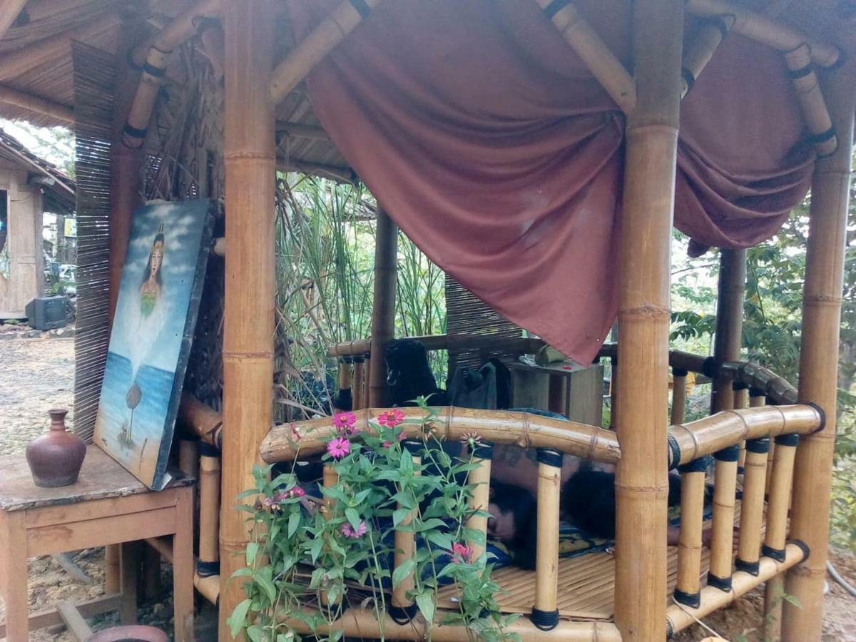 Newalaskuliner & Homestaywatulumbung Kretek المظهر الخارجي الصورة