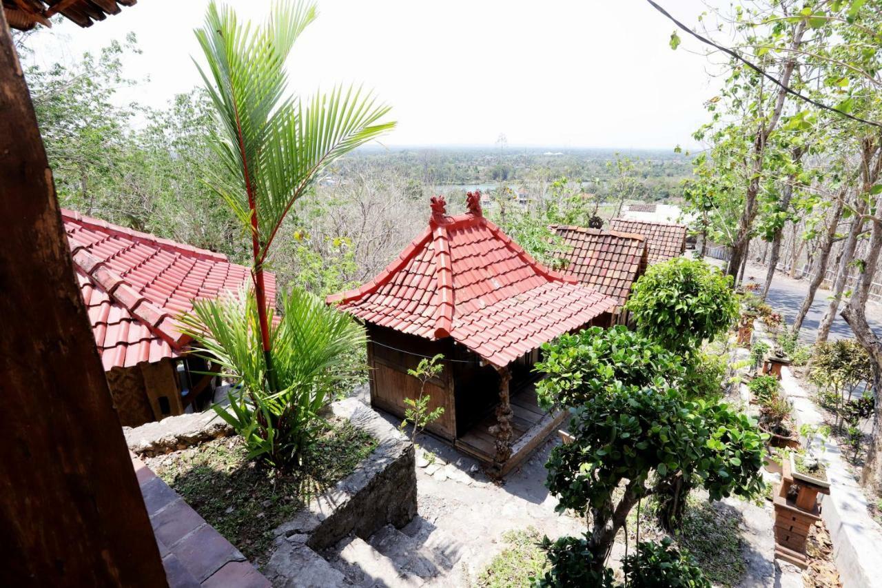 Newalaskuliner & Homestaywatulumbung Kretek المظهر الخارجي الصورة